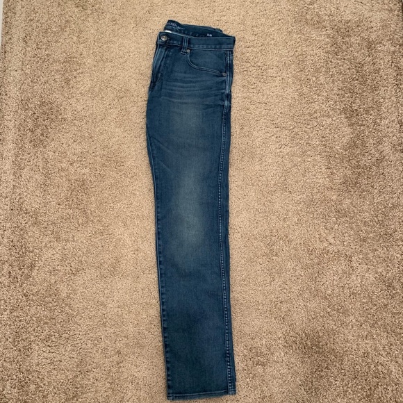 Banana Republic Men’s 30x32 slim fit jeans - Picture 4 of 7